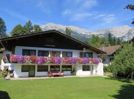 Landhaus Alpina, hotel a Scheffau am Wilden Kaiser