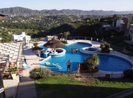 ERNESTINA VILLAGE Resort Apart & suites, hotel pet friendly a Villa Carlos Paz