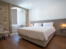 Solar Valadim - serviced apartments, hotel i Castelo Branco