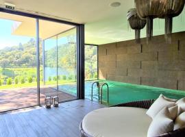 Douro Suites, country house in Riba Douro