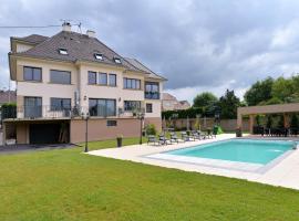 Chambres Vignes et Châteaux, hótel með jacuzzi-potti í Rouffach