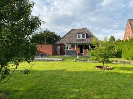 Emden में, होटल Ferienhaus Sieglinde mit Deichblick