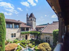 Mercure Figeac Viguier du Roy โรงแรมที่มีสระว่ายน้ำในฟีแฌก