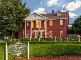 Woodrow House Bed & Breakfast