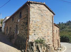 Casa do Linho 400 year old country cottage, heilsulindarhótel í Oleiros