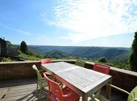 Cozy home with view and hottub