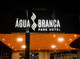 Água Branca Park Hotel，阿拉薩圖巴的飯店