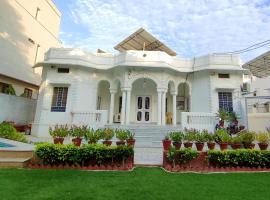 Homestay at Bungalow 97 Ajmer, hotel en Ajmer