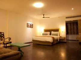 Hotel Sabareesh Park