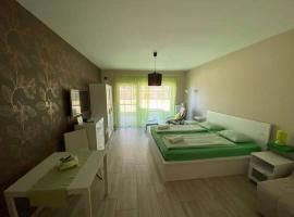 Tóparti Wellness Apartman Delux, hotel v destinaci Velence