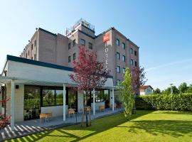 Hotel Ibis Firenze Prato Est, hotel en Campi Bisenzio