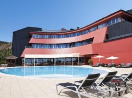 LAM Hotel dos Carqueijais - Serra da Estrela, hotel v mestu Covilhã