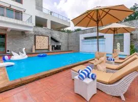 Arihant Villa by StayVista - 5BHK Luxurious Villa with Pvt Pool