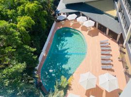 Greenmount Beach House, hotel em Gold Coast