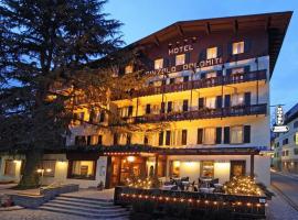 Hotel Pinzolo-Dolomiti, hotel en Pinzolo