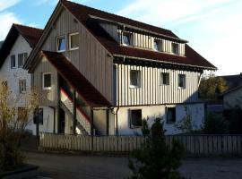 Pension Goldmann - Ferienwohnung 3 – hotel w mieście Schönau im Schwarzwald