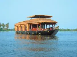 Sterling Houseboats Lake Palace, Alleppey