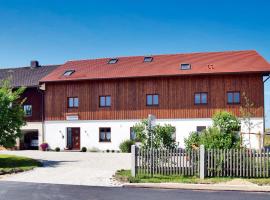 Pension Kramerhof، مكان مبيت وإفطار في Taufkirchen