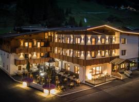 first mountain Hotel Ötztal、レンゲンフェルトのホテル