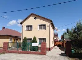 Arinza Apartman Vendégház