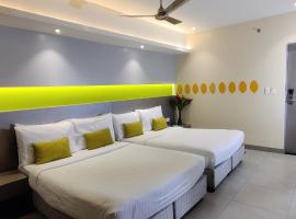 ZIBE Hyderabad by GRT Hotels, hotell Hyderabadis