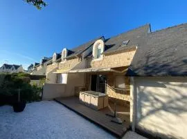 Maison-villa Quiberon, 5 personnes, jardin, proche du port, plages baie et océan