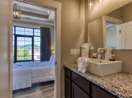 New Hotel Collection Smoky Mountains, hotel di Sevierville