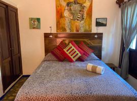 Aurinko Bungalows, budget hotel sa Sayulita