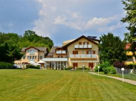 Seehotel Paulitsch – hotel w mieście Velden am Wörthersee