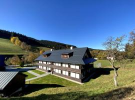 Polanský Dvůr, family hotel sa Velké Karlovice