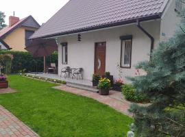 모지친에 위치한 호텔 Beautiful holiday house with swimming pool, only 200m from the lake, Morzyczyn