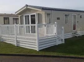 RICK'S RETREAT static caravan near the beach with free wifi