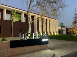 DS Hotel Lusopark, hotel med jacuzzi i Santa Maria da Feira