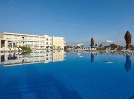 Radisson Blu Resort Saidia Beach – hotel w mieście Saïdia