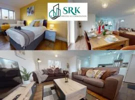 SRK Serviced Accommodation, 2 Bedroom Private Apartment, Business, Leisure, Contractors