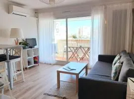 Studio Carnon ~ Plage, port et commerces, tout proche!