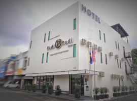 PADI PADI HOTEL, hotel en Kangar