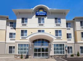 Days Inn & Suites by Wyndham Altoona, hotelli kohteessa Altoona