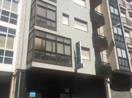 RESIDENCIA UNIVERSIDAD, hotel u gradu 'Ourense'