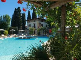 La Boheme Chambres, Bed & Breakfast in Lazise