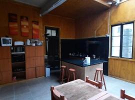 HOSTAL PLAYA ANCHA，瓦爾帕萊索的飯店