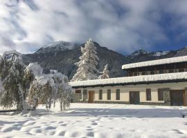 Gressoney Saint-Jean Halldis Apartments, hotell i Gressoney-Saint-Jean