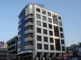 Pride Biznotel Alkapuri Near Vadodara Airport