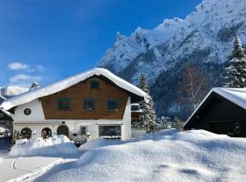 Gästehaus Edlhuber, hôtel à Mittenwald