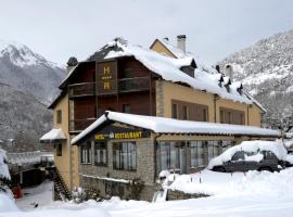 Hotel & Restaurante Peña，阿洛斯的滑雪度假村