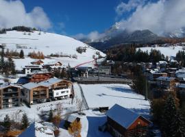 CHALET NORA, lomamökki kohteessa San Vigilio Di Marebbe