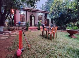 Misty Courtyard by Spicy Mango, hotel v destinácii Karjat