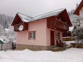 Holiday Home Melodiya Karpat, hotel a Yaremche