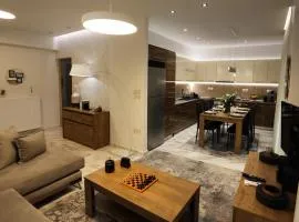 LA Larissa Luxury Apartments Peneus