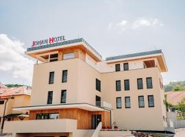 Viesnīca JOHAN HOTEL pilsētā Zlīna